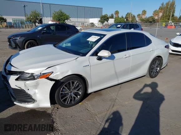 2021 Toyota Camry Hybrid XLE with VIN 4T1F31AK3MU567000, listed as a IAAI auction lot 43279629 with 132,796 mi miles and . Bid and sale history available at DreamBid. Image 17.