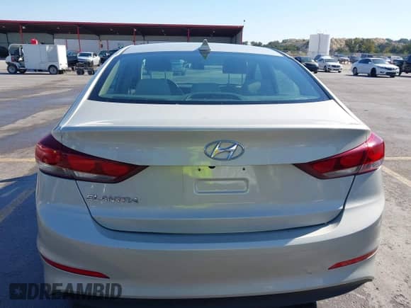 2018 Hyundai Elantra SEL z VIN KMHD84LF6JU666089, wystawiony jako IAAI lot #43448836 z przebiegiem 92 472 mil mil oraz . Historia ofert i sprzedaży dostępna na DreamBid. Obrazek 16.