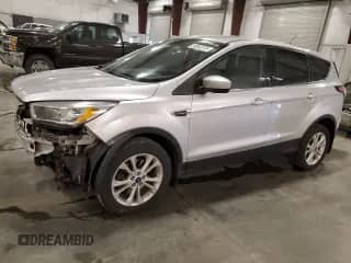 2017 Ford Escape SE с VIN 1FMCU9GD4HUE96158, выставлен на аукционе Copart как лот 59952375 с пробегом 125 484 миль миль и Списание • Salvage title. История ставок и продаж доступна на DreamBid. Изображение 1.
