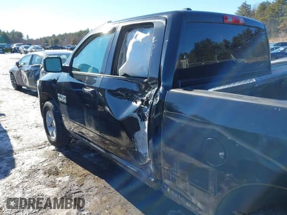 2018 Ram 1500 Tradesman с VIN 1C6RR7FG3JS222877, выставлен на аукционе IAAI как лот 41506573 с пробегом 133 167 миль миль и . История ставок и продаж доступна на DreamBid. Изображение 6.