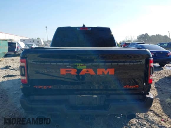 2021 Ram 1500 TRX с VIN 1C6SRFU99MN758770, выставлен на аукционе IAAI как лот 38873371 с пробегом 59 097 миль миль и . История ставок и продаж доступна на DreamBid. Изображение 16.