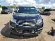 2017 Chevrolet Traverse LT z VIN 1GNKRGKD3HJ167862, wystawiony jako Copart lot #70682935 z przebiegiem 126 731 mil mil oraz Szkoda całkowita • Salvage title. Historia ofert i sprzedaży dostępna na DreamBid. Obrazek 5.