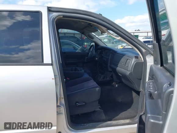 2005 Dodge 1500 SLT with VIN 1D7HA18NX5S148955, listed as a IAAI auction lot 43393509 with 141,952 mi miles and . Bid and sale history available at DreamBid. Image 5.