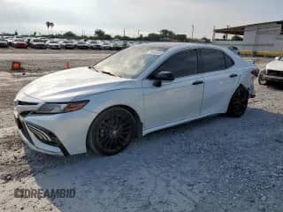 2021 Toyota Camry XSE with VIN 4T1K61AK3MU600891, listed as a Copart auction lot 70040405 with 66,035 mi miles and Salvage title. Bid and sale history available at DreamBid. Image 1.