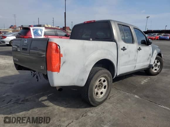 2006 Nissan Frontier SE с VIN 1N6AD07U86C432387, выставлен на аукционе Copart как лот 81769815 с пробегом 131 838 миль миль и Списание • Salvage title. История ставок и продаж доступна на DreamBid. Изображение 3.