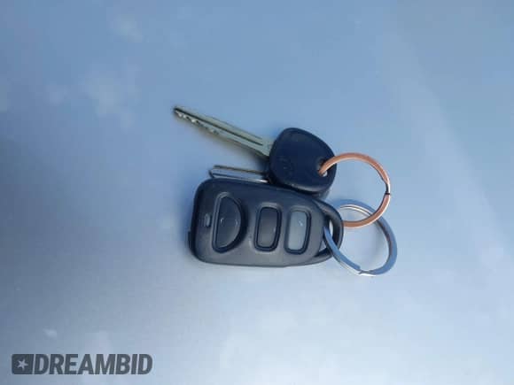 2013 Hyundai Elantra GLS with VIN KMHDH4AE2DU488826, listed as a IAAI auction lot 42630740 with 227,505 mi miles and . Bid and sale history available at DreamBid. Image 11.