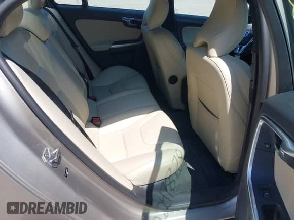 2015 Volvo S60 T5 Drive-E Premier with VIN YV126MFB8F2302747, listed as a IAAI auction lot 42247878 with 95,591 mi miles and . Bid and sale history available at DreamBid. Image 8.