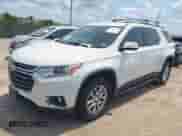 2019 Chevrolet Traverse LT z VIN 1GNERHKW6KJ274464, wystawiony jako IAAI lot #42932719 z przebiegiem 107 773 mil mil oraz . Historia ofert i sprzedaży dostępna na DreamBid. Obrazek 2.