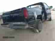1994 GMC Sierra 1500 z VIN 1GTDC14Z7RZ548920, wystawiony jako IAAI lot #42249049 z przebiegiem 249 605 mil mil oraz . Historia ofert i sprzedaży dostępna na DreamBid. Obrazek 4.