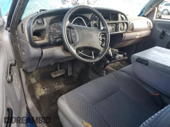1998 Dodge 1500 с VIN 3B7HF12Y8WG133281, выставлен на аукционе Copart как лот 79898364 с пробегом 152 911 миль миль и Списание • Salvage title. История ставок и продаж доступна на DreamBid. Изображение 8.