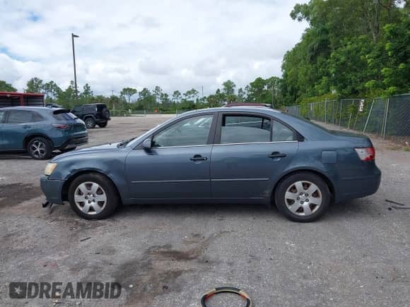 2009 Hyundai Sonata GLS с VIN 5NPET46C49H469548, выставлен на аукционе IAAI как лот 43368600 с пробегом 125 646 миль миль и . История ставок и продаж доступна на DreamBid. Изображение 14.