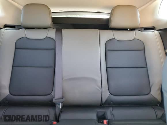 2025 Chevrolet Trax ACTIV with VIN KL77LKEP3SC198403, listed as a Copart auction lot 81324425 with 2,418 mi miles and Salvage title. Bid and sale history available at DreamBid. Image 10.