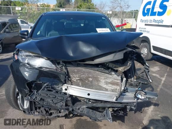 2021 Honda Passport EX-L with VIN 5FNYF7H5XMB013923, listed as a IAAI auction lot 41669295 with 42,969 mi miles and . Bid and sale history available at DreamBid. Image 6.