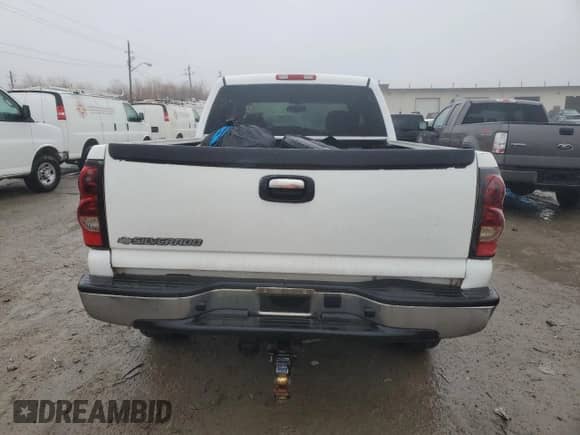 2007 Chevrolet Silverado 1500HD LT1 z VIN 1GCGC13U87F148754, wystawiony jako Copart lot #43142975 z przebiegiem Nie podano mil oraz Szkoda całkowita • Salvage title. Historia ofert i sprzedaży dostępna na DreamBid. Obrazek 6.