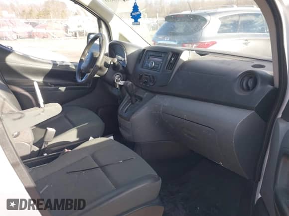 2015 Chevrolet City Express Cargo LS с VIN 3N63M0YN0FK718423, выставлен на аукционе IAAI как лот 41286553 с пробегом 140 286 миль миль и . История ставок и продаж доступна на DreamBid. Изображение 5.