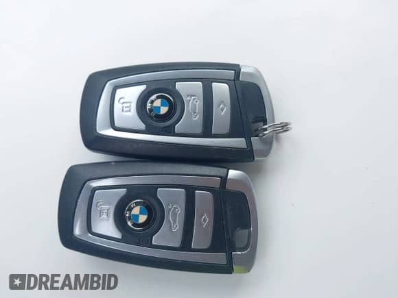 2011 BMW 7 Series 740i с VIN WBAKA4C58BC612773, выставлен на аукционе IAAI как лот 41990569 с пробегом 95 244 миль миль и . История ставок и продаж доступна на DreamBid. Изображение 11.