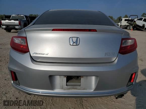 2014 Honda Accord EX z VIN 1HGCT1B72EA010889, wystawiony jako Copart lot #87305625 z przebiegiem 184 328 mil mil oraz Czysty tytuł • Clean title. Historia ofert i sprzedaży dostępna na DreamBid. Obrazek 6.