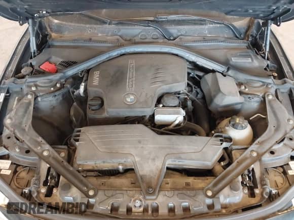 2015 BMW 4 Series 428i xDrive с VIN WBA3T1C51FP819792, выставлен на аукционе IAAI как лот 42367970 с пробегом 62 920 миль миль и . История ставок и продаж доступна на DreamBid. Изображение 10.