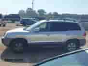 2006 Hyundai Santa Fe GLS с VIN KM8SC13D06U033713, выставлен на аукционе IAAI как лот 42669887 с пробегом Не указан миль и . История ставок и продаж доступна на DreamBid. Изображение 14.