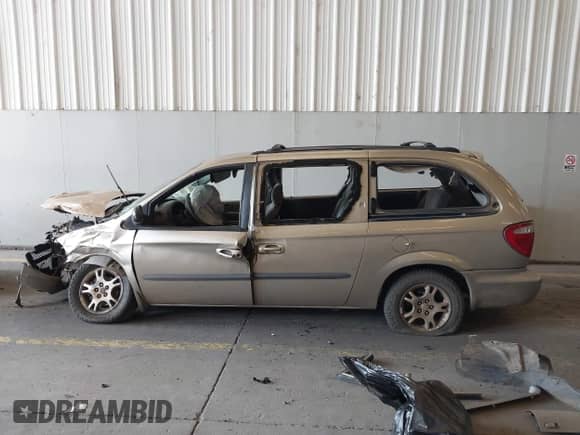 2003 Dodge Caravan Sport with VIN 2D4GP44L53R131671, listed as a IAAI auction lot 42488964 with Not provided miles and . Bid and sale history available at DreamBid. Image 13.