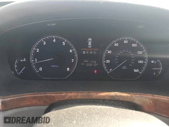 2013 Hyundai Equus Signature с VIN KMHGH4JH4DU063096, выставлен на аукционе Copart как лот 59844795 с пробегом 133 213 миль миль и Списание • Salvage title. История ставок и продаж доступна на DreamBid. Изображение 9.