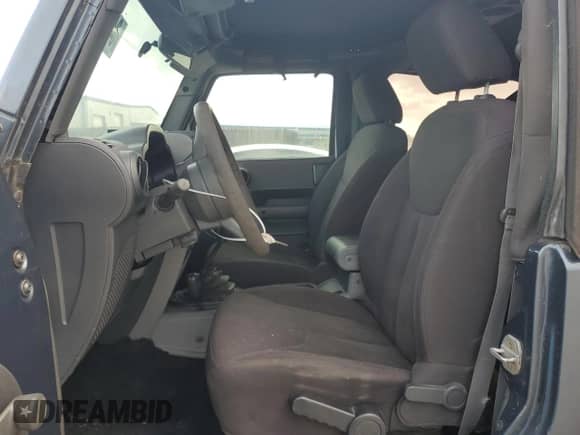 2008 Jeep Wrangler X с VIN 1J4FA24158L617100, выставлен на аукционе Copart как лот 84772785 с пробегом 124 114 миль миль и Чистый • Clean title. История ставок и продаж доступна на DreamBid. Изображение 7.