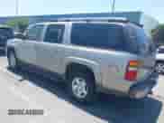 2001 Chevrolet Suburban LS z VIN 3GNFK16T01G237068, wystawiony jako IAAI lot #42772933 z przebiegiem 217 842 mil mil oraz . Historia ofert i sprzedaży dostępna na DreamBid. Obrazek 3.