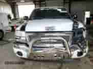 2005 GMC Sierra 1500 SLE z VIN 1GTEK19Z25Z266873, wystawiony jako Copart lot #81870355 z przebiegiem 148 483 mil mil oraz Szkoda całkowita • Salvage title. Historia ofert i sprzedaży dostępna na DreamBid. Obrazek 5.