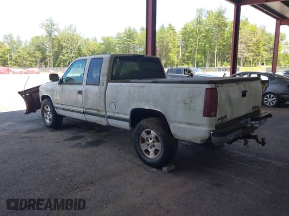 1994 GMC Sierra 1500 с VIN 2GTEK19K2R1579505, выставлен на аукционе IAAI как лот 42573076 с пробегом 245 983 миль миль и . История ставок и продаж доступна на DreamBid. Изображение 3.