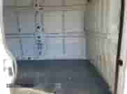 2023 Ram ProMaster Cargo z VIN 3C6MRVJG5PE537004, wystawiony jako Copart lot #47746545 z przebiegiem 59 414 mil mil oraz Szkoda całkowita • Salvage title. Historia ofert i sprzedaży dostępna na DreamBid. Obrazek 10.