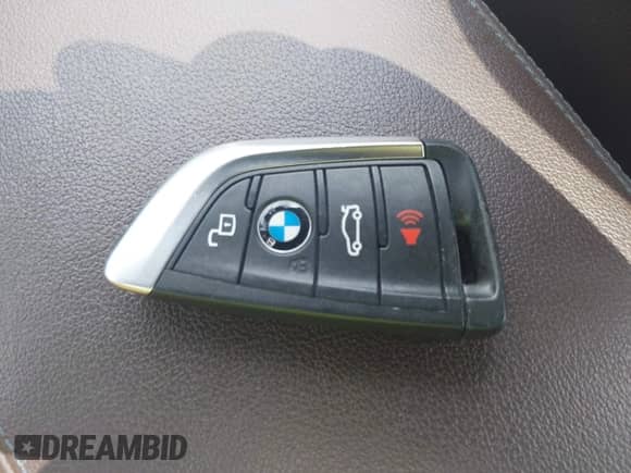 2022 BMW 4 Series M440i xDrive с VIN WBA13AR02NCJ36217, выставлен на аукционе IAAI как лот 42505633 с пробегом 40 915 миль миль и . История ставок и продаж доступна на DreamBid. Изображение 11.