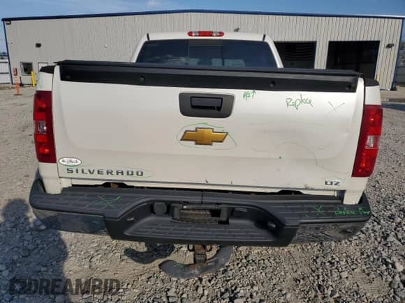 2013 Chevrolet Silverado 1500 LTZ with VIN 3GCPKTE71DG310966, listed as a Copart auction lot 82216535 with 153,969 mi miles and Clean title. Bid and sale history available at DreamBid. Image 6.