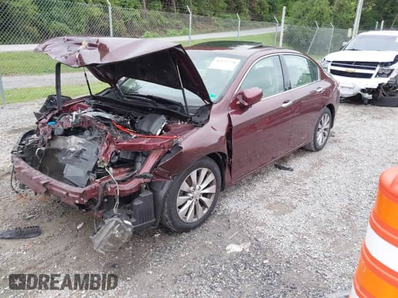 2015 Honda Accord EX-L z VIN 1HGCR3F86FA034434, wystawiony jako IAAI lot #42875734 z przebiegiem 96 646 mil mil oraz . Historia ofert i sprzedaży dostępna na DreamBid. Obrazek 21.