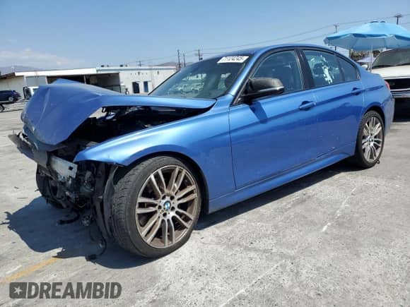 2015 BMW 3 Series 335i с VIN WBA3A9G5XFNS66568, выставлен на аукционе Copart как лот 71124245 с пробегом 191 434 миль миль и Списание • Salvage title. История ставок и продаж доступна на DreamBid. Изображение 1.