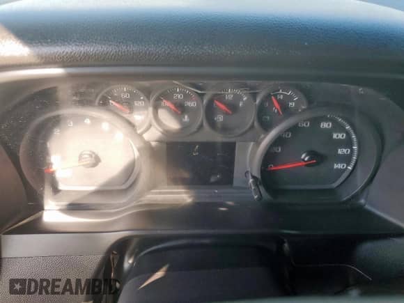 2024 Chevrolet Silverado 1500 Custom Trail Boss z VIN 3GCPDCEK2RG197468, wystawiony jako Copart lot #83947465 z przebiegiem Nie podano mil oraz Szkoda całkowita • Salvage title. Historia ofert i sprzedaży dostępna na DreamBid. Obrazek 9.