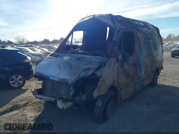 2007 Dodge Sprinter with VIN WD0PE745175147513, listed as a IAAI auction lot 42060258 with Not provided miles and . Bid and sale history available at DreamBid. Image 2.