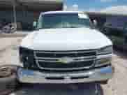 2006 Chevrolet Silverado 2500HD LT3 с VIN 1GCHK23D36F178398, выставлен на аукционе IAAI как лот 42692716 с пробегом 237 790 миль миль и . История ставок и продаж доступна на DreamBid. Изображение 13.