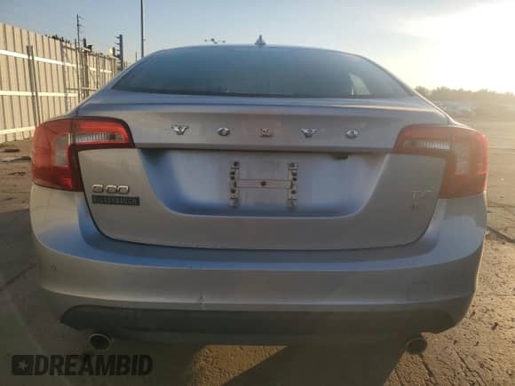 2011 Volvo S60 с VIN YV1902FH2B2013429, выставлен на аукционе Copart как лот 65014925 с пробегом 85 459 миль миль и Чистый • Clean title. История ставок и продаж доступна на DreamBid. Изображение 6.