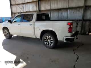 2020 Chevrolet Silverado 1500 RST z VIN 3GCUYEED5LG300667, wystawiony jako Copart lot #87303105 z przebiegiem 103 358 mil mil oraz Szkoda całkowita • Salvage title. Historia ofert i sprzedaży dostępna na DreamBid. Obrazek 2.