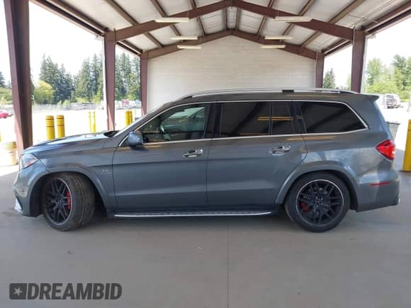 2019 Mercedes-Benz GLS 63 AMG z VIN 4JGDF7FE6KB233816, wystawiony jako IAAI lot #42164986 z przebiegiem 90 209 mil mil oraz . Historia ofert i sprzedaży dostępna na DreamBid. Obrazek 14.