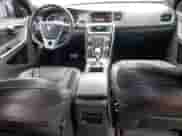 2015 Volvo S60 с VIN YV1902TP9F2332358, выставлен на аукционе Copart как лот 55616165 с пробегом 99 357 миль миль и Списание • Salvage title. История ставок и продаж доступна на DreamBid. Изображение 8.