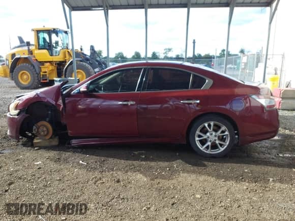 2012 Nissan Maxima SV с VIN 1N4AA5AP0CC852920, выставлен на аукционе IAAI как лот 43372687 с пробегом 165 327 миль миль и . История ставок и продаж доступна на DreamBid. Изображение 14.
