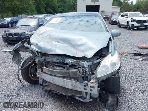 2013 Toyota Prius One with VIN JTDKN3DU2D1623693, listed as a IAAI auction lot 42680303 with 146,175 mi miles and . Bid and sale history available at DreamBid. Image 6.