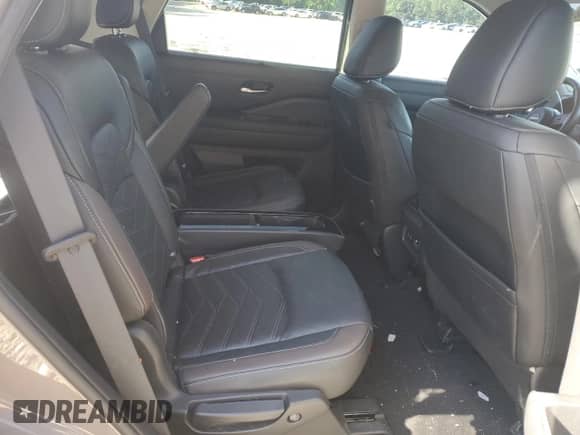 2023 Nissan Pathfinder Platinum с VIN 5N1DR3DKXPC244120, выставлен на аукционе Copart как лот 57955555 с пробегом 50 036 миль миль и Списание • Salvage title. История ставок и продаж доступна на DreamBid. Изображение 10.