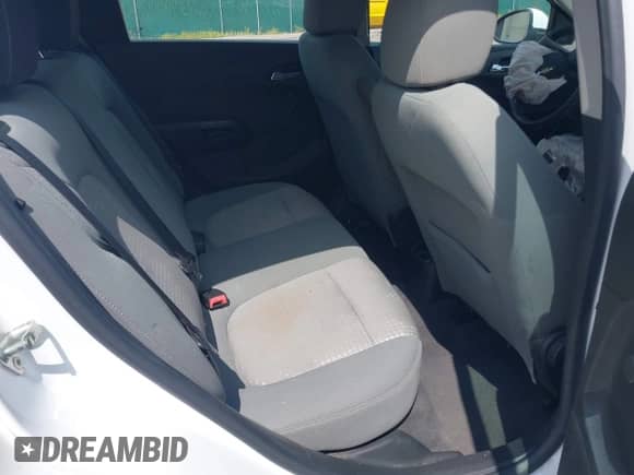 2012 Chevrolet Sonic LS z VIN 1G1JA6SH2C4216784, wystawiony jako IAAI lot #42829264 z przebiegiem 176 800 mil mil oraz . Historia ofert i sprzedaży dostępna na DreamBid. Obrazek 8.