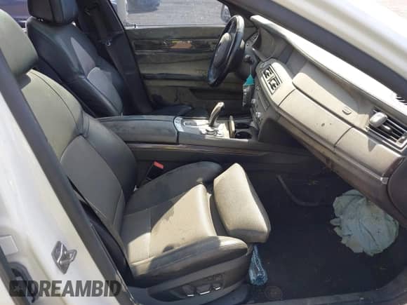 2012 BMW 7 Series 750Li xDrive with VIN WBAKC8C54CC436405, listed as a IAAI auction lot 42777358 with 109,397 mi miles and . Bid and sale history available at DreamBid. Image 5.