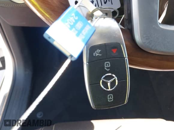 2022 Mercedes-Benz GLS 450 with VIN 4JGFF5KE8NA620980, listed as a IAAI auction lot 42510990 with 64,530 mi miles and . Bid and sale history available at DreamBid. Image 11.