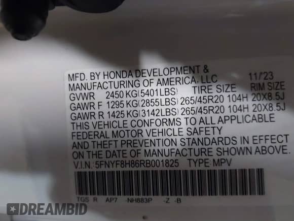 2024 Honda Passport Black Edition z VIN 5FNYF8H86RB001825, wystawiony jako IAAI lot #41019497 z przebiegiem 15 884 mil mil oraz . Historia ofert i sprzedaży dostępna na DreamBid. Obrazek 9.