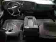 2000 Chevrolet Silverado 2500 LS с VIN 1GCGK29U3YE321197, выставлен на аукционе Copart как лот 62941365 с пробегом 128 738 миль миль и Чистый • Clean title. История ставок и продаж доступна на DreamBid. Изображение 8.