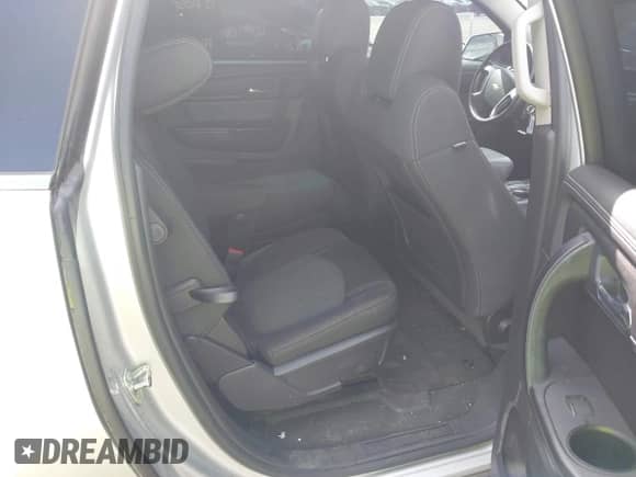 2016 Chevrolet Traverse LT с VIN 1GNKRHKD0GJ274839, выставлен на аукционе IAAI как лот 42505640 с пробегом 107 988 миль миль и . История ставок и продаж доступна на DreamBid. Изображение 8.